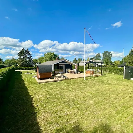 Prázdninový dům Hyggja - Wellness House Close To Skovbyballe